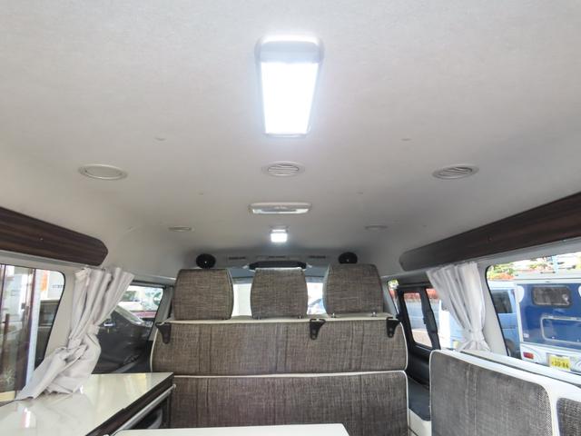 ハイエースワゴン GL キャンピング 東和モーター製ツエルト ベバストFFヒーター サブバッテリー走行&外部充電 上蓋式冷蔵庫 電子レンジ 4WD(45枚目)