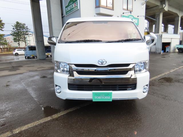 ハイエースバン スーパーＧＬ　ダークプライムＩＩ　キャンピング　バンテック新潟製ＶＡＮＲＥＶＯ４８０　ベバストＦＦヒーター　上蓋式冷蔵庫　電子レンジ　４ＷＤ（2枚目）