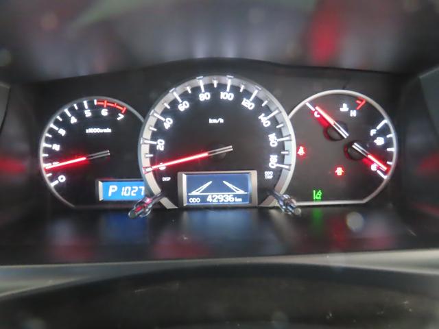 ハイエースバン スーパーＧＬ　ダークプライムＩＩ　キャンピング　バンテック新潟製ＶＡＮＲＥＶＯ４８０　ベバストＦＦヒーター　上蓋式冷蔵庫　電子レンジ　４ＷＤ（56枚目）