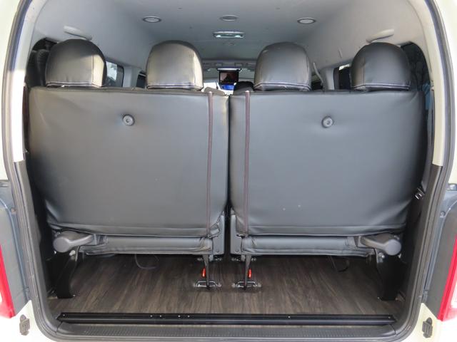 ハイエースワゴン ＧＬ　キャンピング　ＦＬＥＸ製Ｒｅｌａｘｉｎｇ　１０人乗り　社外１６インチアルミホイール　新品ＴＯＹＯタイヤ　禁煙車　４ＷＤ（33枚目）