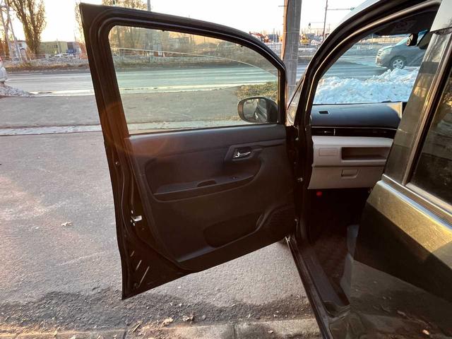 ムーヴ ＸリミテッドＩＩ　ＳＡＩＩＩ　４ＷＤ　純正ナビ　バックカメラ　ドライブレコーダー　ＥＴＣ車載器　衝突被害軽減ブレーキ　プッシュスタート　アイドリングストップ　シートヒーター　横滑防止　ステアリングコントロール（28枚目）