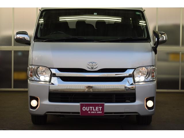 ハイエースワゴン ＧＬ　４ＷＤ　フレックスオリジナルＶｅｒ．２ベッドキット／フロントツインモニター／フリップダウンモニター／レザー調シートカバー／ＬＥＤヘッドライト／本州仕入／寒冷地仕様／スマートキー／プッシュスタート（8枚目）