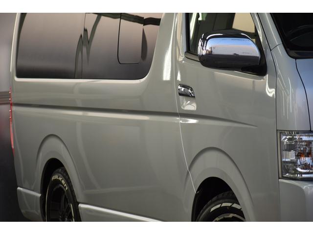 ハイエースワゴン ＧＬ　４ＷＤ　フレックスオリジナルＶｅｒ．２ベッドキット／フロントツインモニター／フリップダウンモニター／レザー調シートカバー／ＬＥＤヘッドライト／本州仕入／寒冷地仕様／スマートキー／プッシュスタート（14枚目）