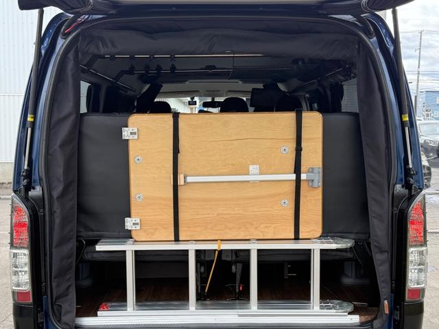 ハイエースワゴン ＧＬ　４ＷＤ　ルーフテント／ソーラーパネル／サブバッテリー／ポータブルバッテリー／ポータブルバッテリー／電子レンジ／レカロシート／バックカメラ／サイドカメラ／社外メモリーナビＴＶ／リアモニター（43枚目）