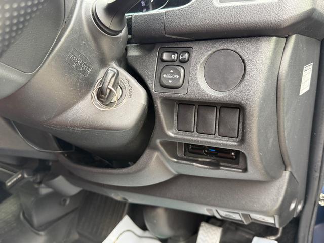ハイエースワゴン ＧＬ　４ＷＤ　ルーフテント／ソーラーパネル／サブバッテリー／ポータブルバッテリー／ポータブルバッテリー／電子レンジ／レカロシート／バックカメラ／サイドカメラ／社外メモリーナビＴＶ／リアモニター（58枚目）