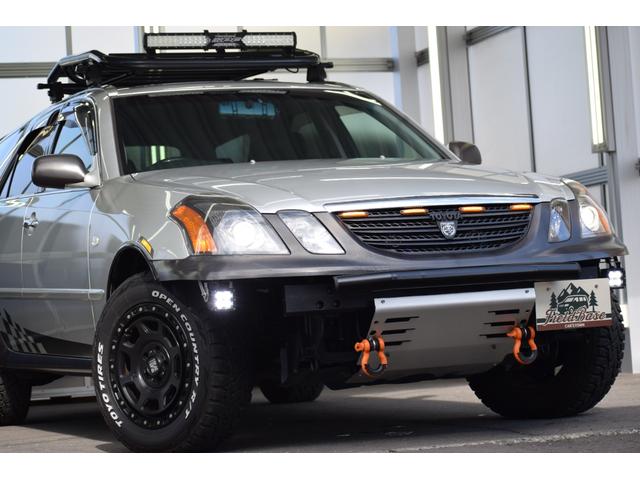 マークIIブリット ２．５ｉＲ－Ｓ　Ｆｏｕｒ　４ＷＤ　本州仕入れ／オープンカントリー／キセノンヘッドランプ／社外ルーフキャリア／ディスプレイオーディオ／純正ナビ／ＬＥＤフォグランプ／社外バンパーガード／ＥＴＣ／ミラー型ドラレコ／バックカメラ（19枚目）