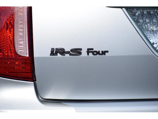 マークIIブリット ２．５ｉＲ－Ｓ　Ｆｏｕｒ　４ＷＤ　本州仕入れ／オープンカントリー／キセノンヘッドランプ／社外ルーフキャリア／ディスプレイオーディオ／純正ナビ／ＬＥＤフォグランプ／社外バンパーガード／ＥＴＣ／ミラー型ドラレコ／バックカメラ（37枚目）