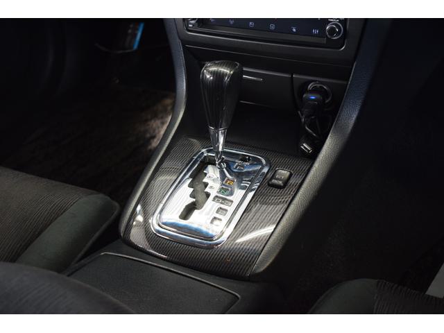 マークIIブリット ２．５ｉＲ－Ｓ　Ｆｏｕｒ　４ＷＤ　本州仕入れ／オープンカントリー／キセノンヘッドランプ／社外ルーフキャリア／ディスプレイオーディオ／純正ナビ／ＬＥＤフォグランプ／社外バンパーガード／ＥＴＣ／ミラー型ドラレコ／バックカメラ（69枚目）
