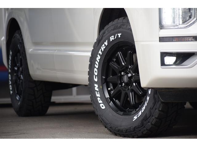 デリカＤ：５ Ｇ　パワーパッケージ　４ＷＤ　オープンカントリー／社外フローティングナビ／フリップダウンモニター／フルセグテレビ／ＥＴＣ／ドライブレコーダー／両側パワースライドドア／クルコン／パドルシフト／エンジンスターター／バックカメラ（17枚目）