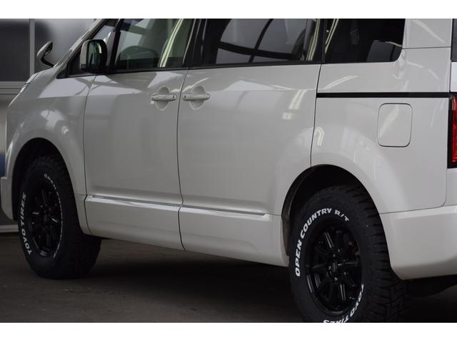 デリカＤ：５ Ｇ　パワーパッケージ　４ＷＤ　オープンカントリー／社外フローティングナビ／フリップダウンモニター／フルセグテレビ／ＥＴＣ／ドライブレコーダー／両側パワースライドドア／クルコン／パドルシフト／エンジンスターター／バックカメラ（29枚目）