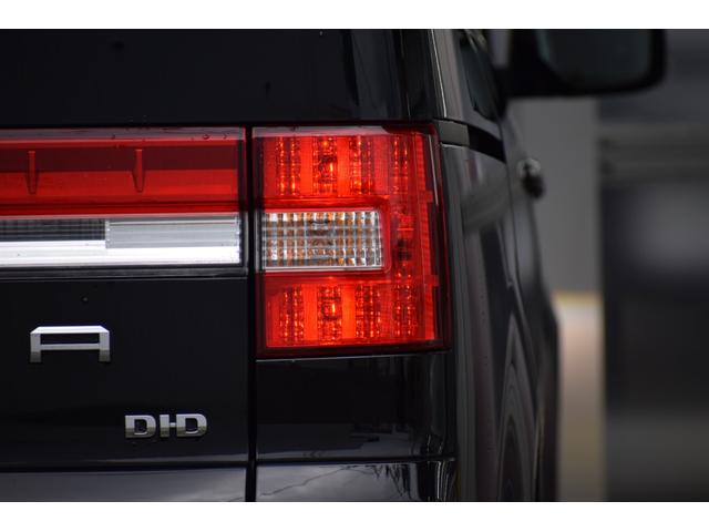 デリカＤ：５ Ｄ　パワーパッケージ　４ＷＤ　クルーズコントロール／前席シートヒーター／チッピング塗装グリル／キセノンヘッドライト／ＬＥＤフォグランプ／社外メモリーナビ／ＥＴＣ］車載器／バックカメラ／パドルシフト／７人乗りキャプテンシート（26枚目）