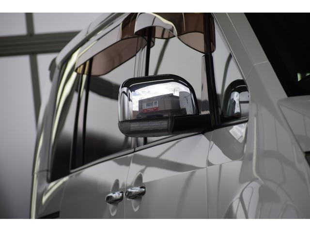 デリカD:5 D プレミアム 4WD ロックフォードプレミアムサウンド/新品オープンカントリー/新品16インチアルミ/パワーバックドア/ETC/フロントカメラ/サイドカメラ/バックカメラ/チッピング塗装グリル/キセノン(17枚目)