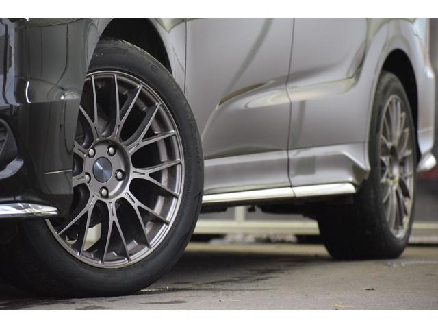 オデッセイ 2.4アブソルートEXホンダセンシング 4WD 4WD ハーフレザー/マルチビューモニター/フリップダウンモニター/パワーシート/大型アームレスト/ETC車載器/両側パワースライドドア/革巻きステアリング/ENKEI18インチアルミ(7枚目)