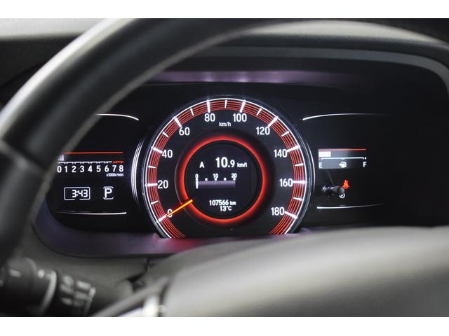 オデッセイ 2.4アブソルートEXホンダセンシング 4WD 4WD ハーフレザー/マルチビューモニター/フリップダウンモニター/パワーシート/大型アームレスト/ETC車載器/両側パワースライドドア/革巻きステアリング/ENKEI18インチアルミ(55枚目)