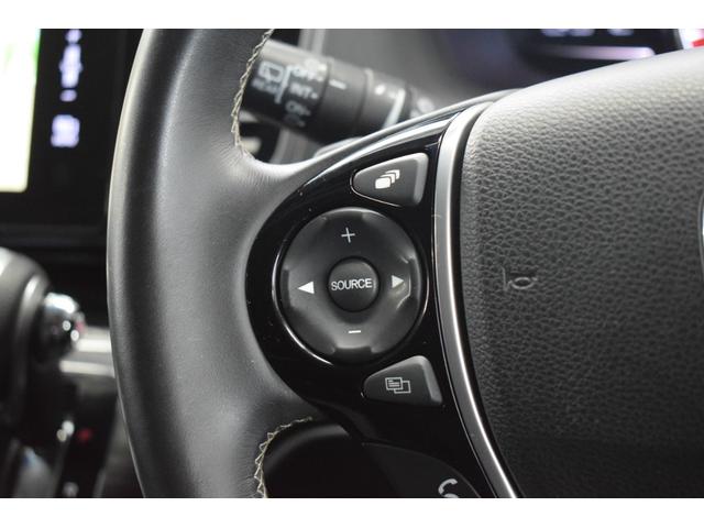 オデッセイ 2.4アブソルートEXホンダセンシング 4WD 4WD ハーフレザー/マルチビューモニター/フリップダウンモニター/パワーシート/大型アームレスト/ETC車載器/両側パワースライドドア/革巻きステアリング/ENKEI18インチアルミ(56枚目)