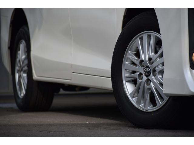 ヴォクシー キャンピング　４ＷＤ　４ＷＤ　５人乗りキャンピング／外部電源／ＦＦヒーター／走行充電／回転シート／ベットキット／サブバッテリー／インバーター／純正エンジンスターター／バックカメラ／遮光カーテン／ポータブル冷蔵庫（38枚目）