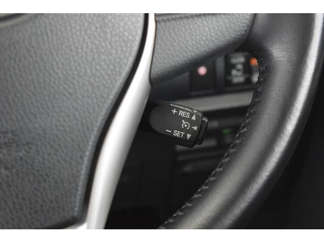 ヴォクシー キャンピング　４ＷＤ　４ＷＤ　５人乗りキャンピング／外部電源／ＦＦヒーター／走行充電／回転シート／ベットキット／サブバッテリー／インバーター／純正エンジンスターター／バックカメラ／遮光カーテン／ポータブル冷蔵庫（71枚目）