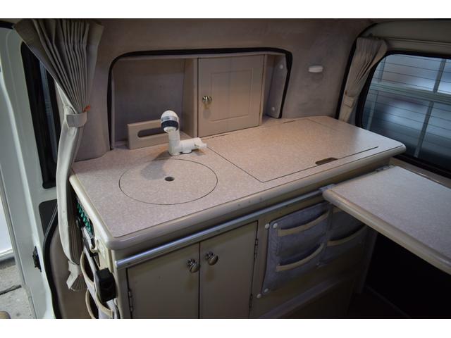 ライトエースバン GL 4WD タコスハナ/キャンピング/サブバッテリー/寒冷地仕様/FFヒーター/ルーフベント/インバータ/バンクベット/サイドオーニング/外部電源/バックカメラ/ETC車載器/リヤフォグランプ/8ナンバー(6枚目)