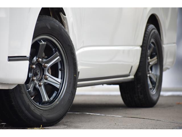 ハイエースバン ロングワイドスーパＧＬマルチロルトランスポタタイプＩＩ　４ＷＤ　３型モデル／モデリスタＭＲＴタイプ２／ロンリュームフロア／収納ＢＯＸ付フルトリム／ベッドキット／純正エンジンスターター社外アルミホイール／純正ＳＤナビＴＶ／バックカメラ／キセノン／ＬＥＤフォグ（8枚目）