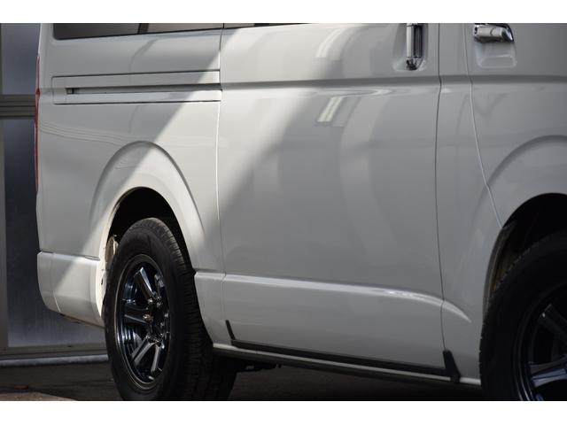 ハイエースバン ロングワイドスーパＧＬマルチロルトランスポタタイプＩＩ　４ＷＤ　３型モデル／モデリスタＭＲＴタイプ２／ロンリュームフロア／収納ＢＯＸ付フルトリム／ベッドキット／純正エンジンスターター社外アルミホイール／純正ＳＤナビＴＶ／バックカメラ／キセノン／ＬＥＤフォグ（13枚目）