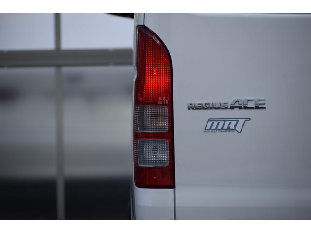 ハイエースバン ロングワイドスーパＧＬマルチロルトランスポタタイプＩＩ　４ＷＤ　３型モデル／モデリスタＭＲＴタイプ２／ロンリュームフロア／収納ＢＯＸ付フルトリム／ベッドキット／純正エンジンスターター社外アルミホイール／純正ＳＤナビＴＶ／バックカメラ／キセノン／ＬＥＤフォグ（34枚目）