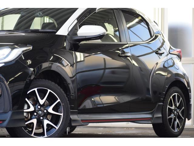 ヤリス ハイブリッドZ 4WD 本州仕入れ/スタッドレスタイヤ/寒冷地仕様/全周囲カメラ/純正ディスプレイオーディオ/LEDヘッドライト/AC100V1500W給電/シートヒーター/クルコン/ドラレコ/ETC2.0(2枚目)