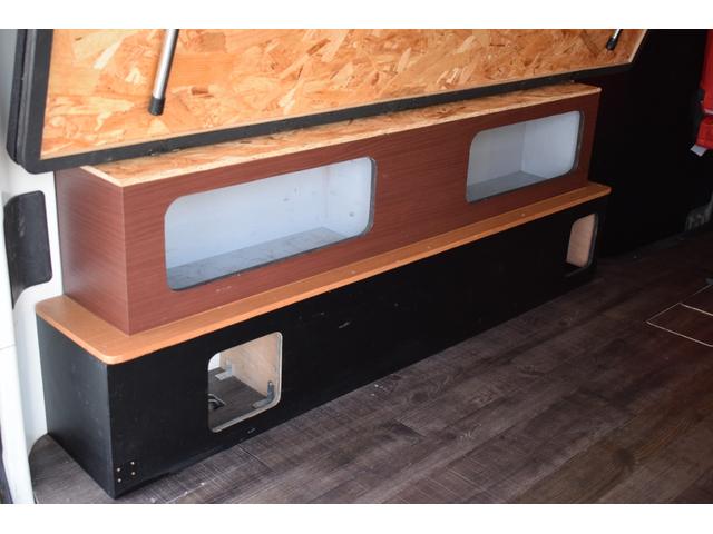 ハイエースバン ４ドアバン３．０ディーゼルＴ　ＤＸロング　４ＷＤ　４ＷＤ　９人乗り／ユーザー買取車／自作ベットキット／ローダウン／オーバオーフェンダー／ＬＥＤフォグランプ／ＥＴＣ車載器／Ｂｌｕｅｔｏｏｔｈ対応ＣＤオーディオ／ダッシュパネルペイント／スタッドレスタイヤ（43枚目）