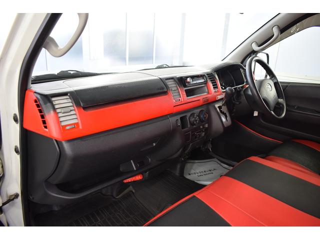 ハイエースバン ４ドアバン３．０ディーゼルＴ　ＤＸロング　４ＷＤ　４ＷＤ　９人乗り／ユーザー買取車／自作ベットキット／ローダウン／オーバオーフェンダー／ＬＥＤフォグランプ／ＥＴＣ車載器／Ｂｌｕｅｔｏｏｔｈ対応ＣＤオーディオ／ダッシュパネルペイント／スタッドレスタイヤ（56枚目）