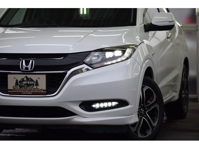 ヴェゼル ハイブリッドＺ・ホンダセンシング　４ＷＤ　シートヒーター／クルーズコントロール／ＬＥＤヘッドライト／ＬＥＤフォグランプ／電動パーキングブレーキ／バックカメラ／プッシュスタート／スマートキー／ＥＴＣ車載器／ドライブレコーダー（4枚目）