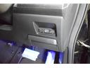 Ｚ　４ＷＤ　９インチ純正ナビ／フリップダウンモニター／バックカメラ／両側パワスラ／ＥＴＣ車載器／イルミネーショングリル／パドルシフト／エンジンスターター／本革巻ステアリング／フットランプ／フルセグテレビ（78枚目）