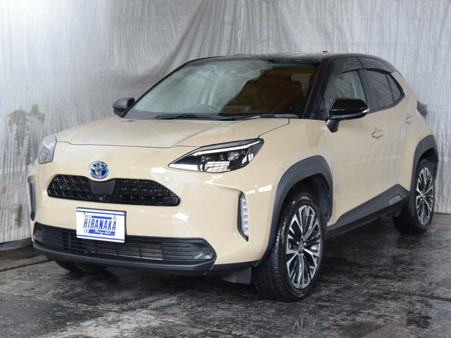ヤリスクロス ハイブリッドＺ　４ＷＤ　メーカー保証対象車　夏冬タイヤ付　ワンオーナー禁煙車　衝突軽減　電動リアゲート　プッシュスタート　ドラレコ　全方位カメラ　ナビＴＶ　Ｂｌｕｅｔｏｏｔｈ　ＥＴＣ　シートヒーター　エンスタ　ＬＥＤ（2枚目）