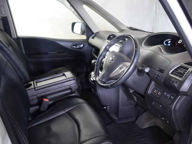 セレナ ハイウェイスター　Ｖセレクション＋セーフティＩＩ　クロスギアパッケージ　４ＷＤ　１年保証　夏冬タイヤ付　ワンオーナー　衝突軽減　両側パワスラ　前後ドラレコ　ナビ　ＴＶ　ＤＶＤ　ＥＴＣ　全方位カメラ　ハーフレザー　ＬＥＤ　エンスタ　プッシュスタート（39枚目）