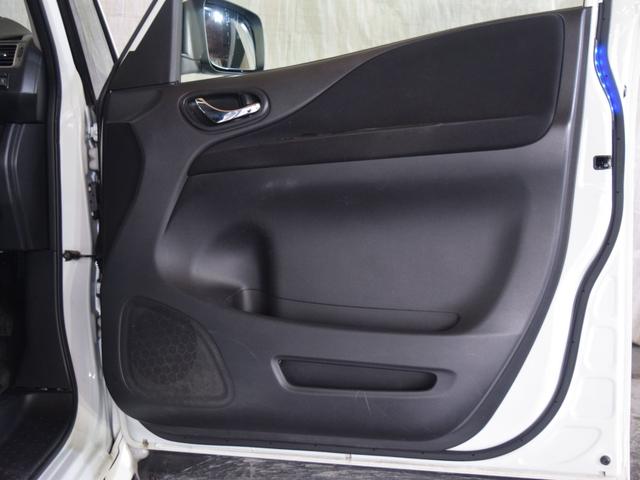 セレナ ハイウェイスター　Ｖセレクション＋セーフティＩＩ　クロスギアパッケージ　４ＷＤ　１年保証　夏冬タイヤ付　ワンオーナー　衝突軽減　両側パワスラ　前後ドラレコ　ナビ　ＴＶ　ＤＶＤ　ＥＴＣ　全方位カメラ　ハーフレザー　ＬＥＤ　エンスタ　プッシュスタート（47枚目）