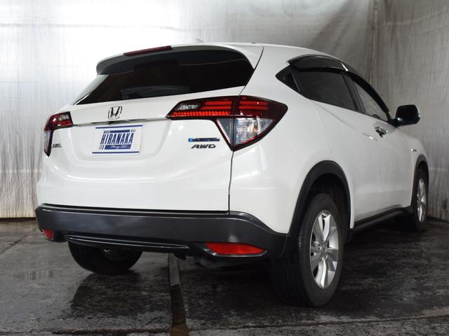 ヴェゼル ハイブリッドX 4WD 1年保証 夏冬タイヤ付 衝突軽減 本革シート プッシュスタート パドルシフト クルーズコントロール シートヒーター ドラレコ ナビTV DVD Bluetooth ETC バックカメラ LED(10枚目)