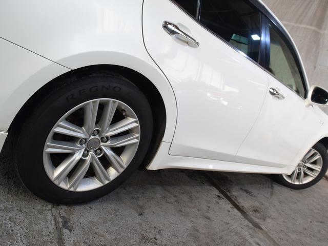 クラウンハイブリッド アスリートＳ　Ｆｏｕｒ　４ＷＤ　１年保証　夏冬タイヤ付　ワンオーナー　プッシュスタート　クルーズコントロール　ナビ　ＴＶ　ＤＶＤ　Ｂｌｕｅｔｏｏｔｈ　ＥＴＣ　バックカメラ　シートヒーター　パワーシート　エンスタ　ＬＥＤ（34枚目）