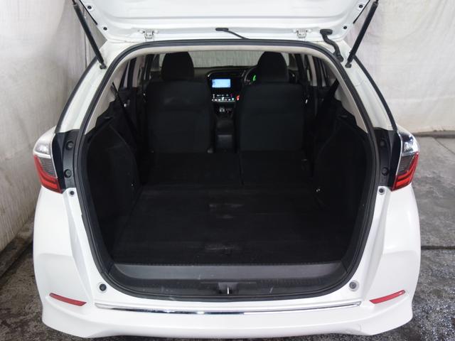 シャトル ハイブリッド　ホンダセンシング　４ＷＤ　１年保証　夏冬タイヤ付　衝突軽減ブレーキ　ドラレコ　ナビ　Ｂｌｕｅｔｏｏｔｈ　バックカメラ　プッシュスタート　レーンキープアシスト　クルーズコントロール　ドアバイザー（21枚目）