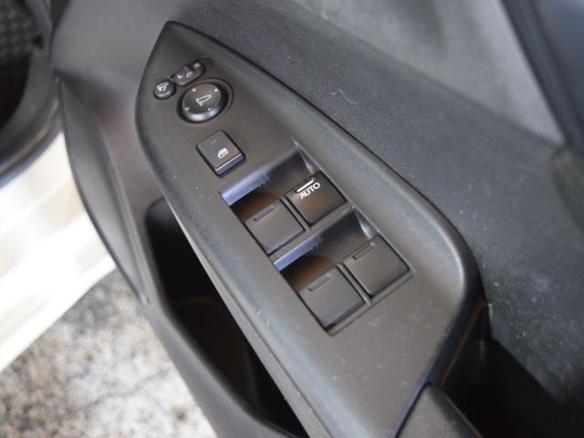 シャトル ハイブリッド　ホンダセンシング　４ＷＤ　１年保証　夏冬タイヤ付　衝突軽減ブレーキ　ドラレコ　ナビ　Ｂｌｕｅｔｏｏｔｈ　バックカメラ　プッシュスタート　レーンキープアシスト　クルーズコントロール　ドアバイザー（49枚目）