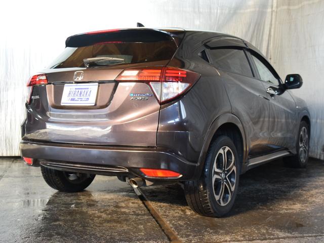 ヴェゼル ハイブリッドＺ・ホンダセンシング　４ＷＤ　１年保証　夏冬タイヤ付　衝突軽減ブレーキ　プッシュスタート　パドルシフト　ドラレコ　ナビ　ＴＶ　ＤＶＤ　Ｂｌｕｅｔｏｏｔｈ　ＥＴＣ　バックカメラ　シートヒーター　エンスタ　クルーズコントロール（10枚目）