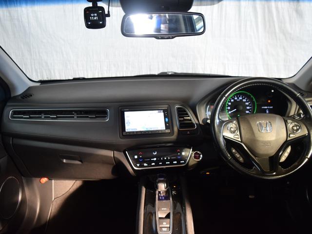 ヴェゼル ハイブリッドＺ・ホンダセンシング　４ＷＤ　１年保証　夏冬タイヤ付　衝突軽減ブレーキ　プッシュスタート　パドルシフト　ドラレコ　ナビ　ＴＶ　ＤＶＤ　Ｂｌｕｅｔｏｏｔｈ　ＥＴＣ　バックカメラ　シートヒーター　エンスタ　クルーズコントロール（16枚目）