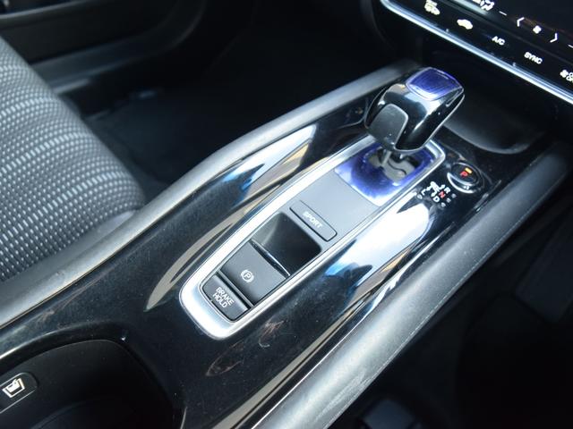 ヴェゼル ハイブリッドＺ・ホンダセンシング　４ＷＤ　１年保証　夏冬タイヤ付　衝突軽減ブレーキ　プッシュスタート　パドルシフト　ドラレコ　ナビ　ＴＶ　ＤＶＤ　Ｂｌｕｅｔｏｏｔｈ　ＥＴＣ　バックカメラ　シートヒーター　エンスタ　クルーズコントロール（51枚目）