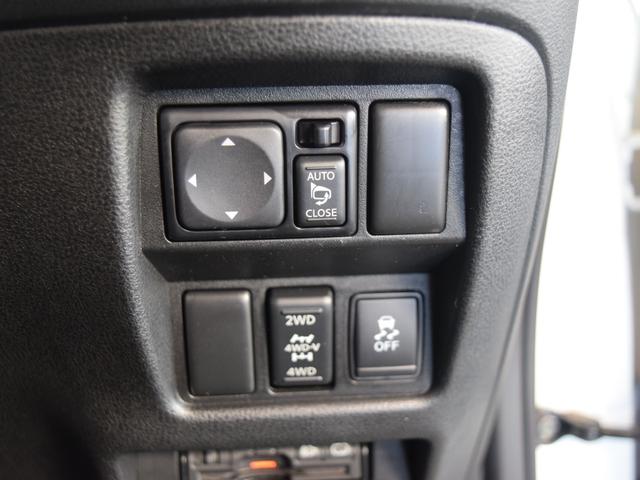 ジューク ニスモ　４ＷＤ　１年保証　夏冬タイヤ付　プッシュスタート　社外ナビ　フルセグＴＶ　ＤＶＤ　Ｂｌｕｅｔｏｏｔｈ　ＥＴＣ　バックカメラ　ドアバイザー　オートライト（41枚目）