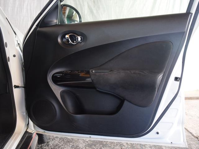 ジューク ニスモ　４ＷＤ　１年保証　夏冬タイヤ付　プッシュスタート　社外ナビ　フルセグＴＶ　ＤＶＤ　Ｂｌｕｅｔｏｏｔｈ　ＥＴＣ　バックカメラ　ドアバイザー　オートライト（43枚目）