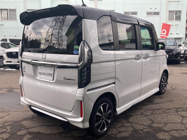 Ｎ－ＢＯＸカスタム Ｇ・Ｌホンダセンシング　４ＷＤ　夏冬タイヤ　純正ＳＤナビ　フルセグ　Ｂｌｕｅｔｏｏｔｈ　クルーズコントロール　バックカメラ　両側パワースライドドア　ＬＥＤヘッドライト　フォグランプ　電動格納ミラー　プッシュスタート　純正ＡＷ（8枚目）