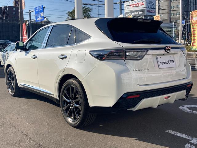 ハリアー エレガンス　ＧＲスポーツ　４ＷＤ☆寒冷地仕様☆サンルーフ☆純正ナビ☆バックカメラ☆禁煙車☆トヨタセーフティセンス☆フルセグ☆クルーズコントロール☆ＥＴＣ☆本州仕入☆ＬＥＤヘッドライト＆フォグランプ☆シーケンシャルターンランプ☆（9枚目）