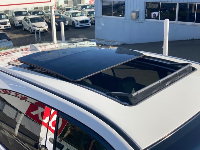 ハリアー エレガンス　ＧＲスポーツ　４ＷＤ☆寒冷地仕様☆サンルーフ☆純正ナビ☆バックカメラ☆禁煙車☆トヨタセーフティセンス☆フルセグ☆クルーズコントロール☆ＥＴＣ☆本州仕入☆ＬＥＤヘッドライト＆フォグランプ☆シーケンシャルターンランプ☆（15枚目）