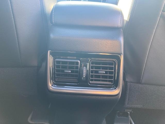 ハリアー エレガンス　ＧＲスポーツ　４ＷＤ☆寒冷地仕様☆サンルーフ☆純正ナビ☆バックカメラ☆禁煙車☆トヨタセーフティセンス☆フルセグ☆クルーズコントロール☆ＥＴＣ☆本州仕入☆ＬＥＤヘッドライト＆フォグランプ☆シーケンシャルターンランプ☆（52枚目）