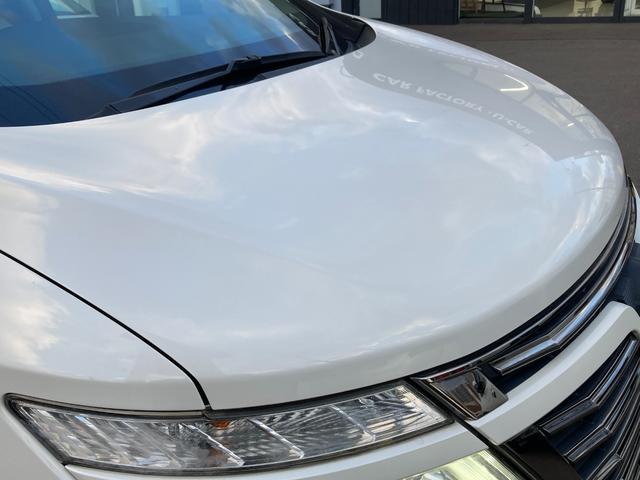 エルグランド ２５０ハイウェイスターＳホワイトレザーアーバンクロム　寒冷地仕様　純正９型ナビ　夏冬タイヤ　ドラレコ　純正エンスタ　ＥＴＣ　シートヒーター　オットマンシート　パワーシート　電動リアゲート　両側パワスラ　クルコン　バックカメラ　スマートキー　フォグランプ（11枚目）