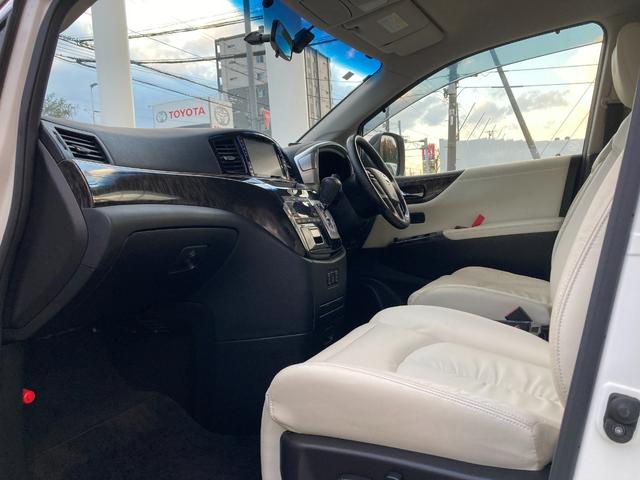 エルグランド ２５０ハイウェイスターＳホワイトレザーアーバンクロム　寒冷地仕様　純正９型ナビ　夏冬タイヤ　ドラレコ　純正エンスタ　ＥＴＣ　シートヒーター　オットマンシート　パワーシート　電動リアゲート　両側パワスラ　クルコン　バックカメラ　スマートキー　フォグランプ（15枚目）