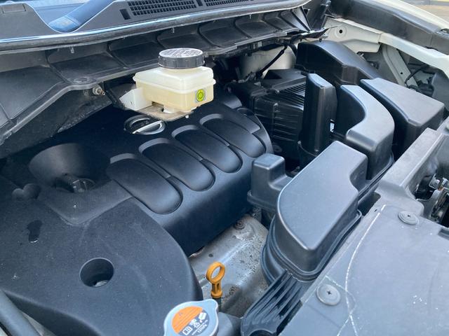 エルグランド ２５０ハイウェイスターＳホワイトレザーアーバンクロム　寒冷地仕様　純正９型ナビ　夏冬タイヤ　ドラレコ　純正エンスタ　ＥＴＣ　シートヒーター　オットマンシート　パワーシート　電動リアゲート　両側パワスラ　クルコン　バックカメラ　スマートキー　フォグランプ（52枚目）