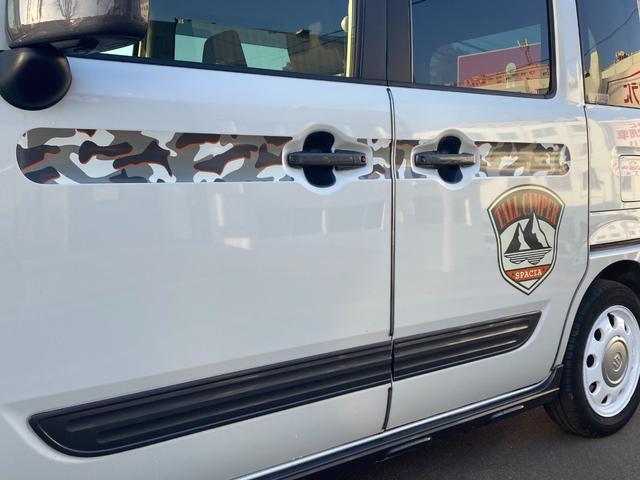 スペーシアギア ハイブリッドＸＺ　ターボ　４ＷＤ　全方位モニターナビ・禁煙車・ＥＴＣ・ワンオーナー・両側パワースライドドア・Ｆシートヒーター・ヘッドアップディスプレイ・サンシェード・パドルシフト・ＬＥＤヘッドライト・スマートキー（12枚目）